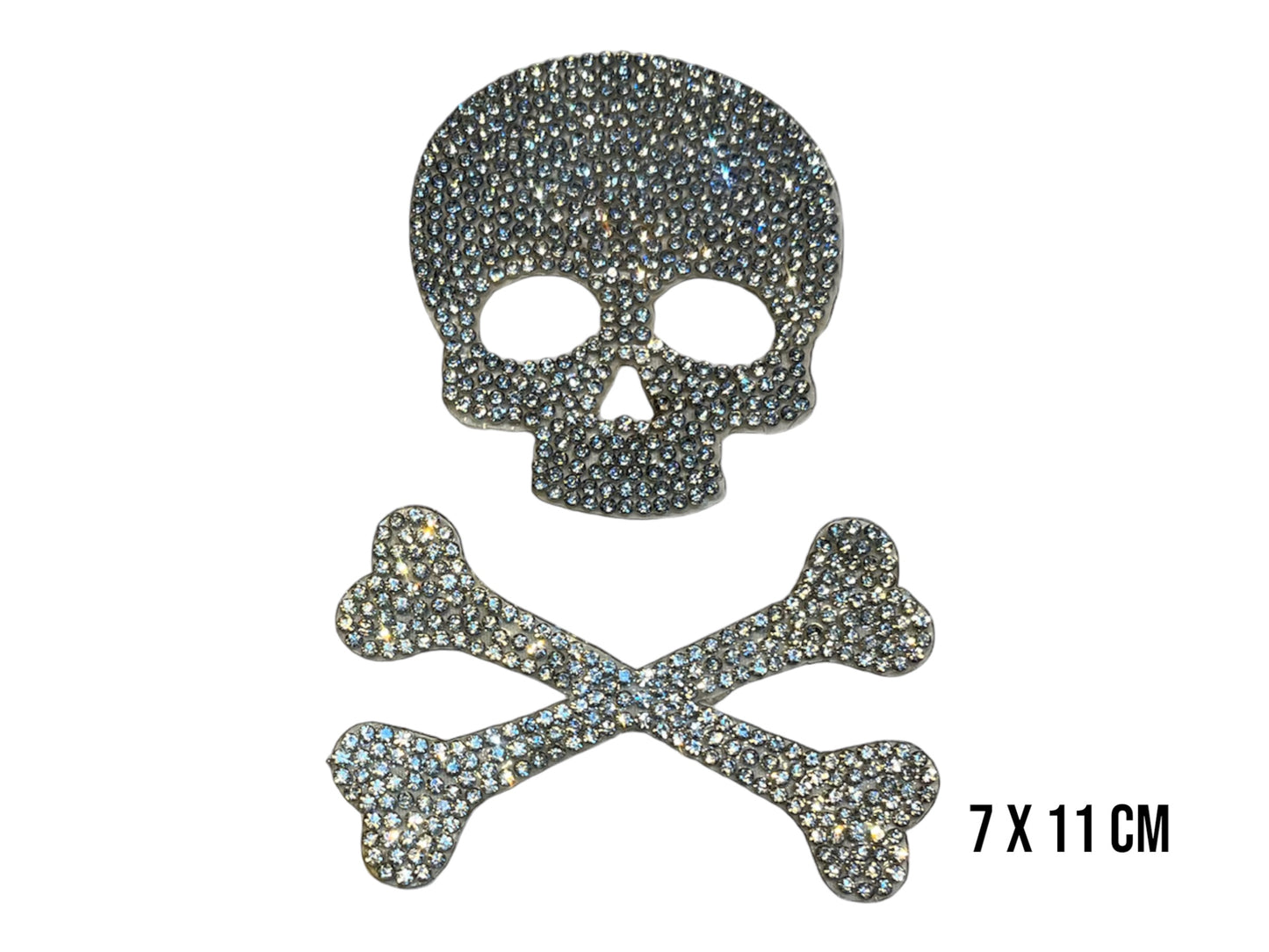 Parche calavera con tibias strass