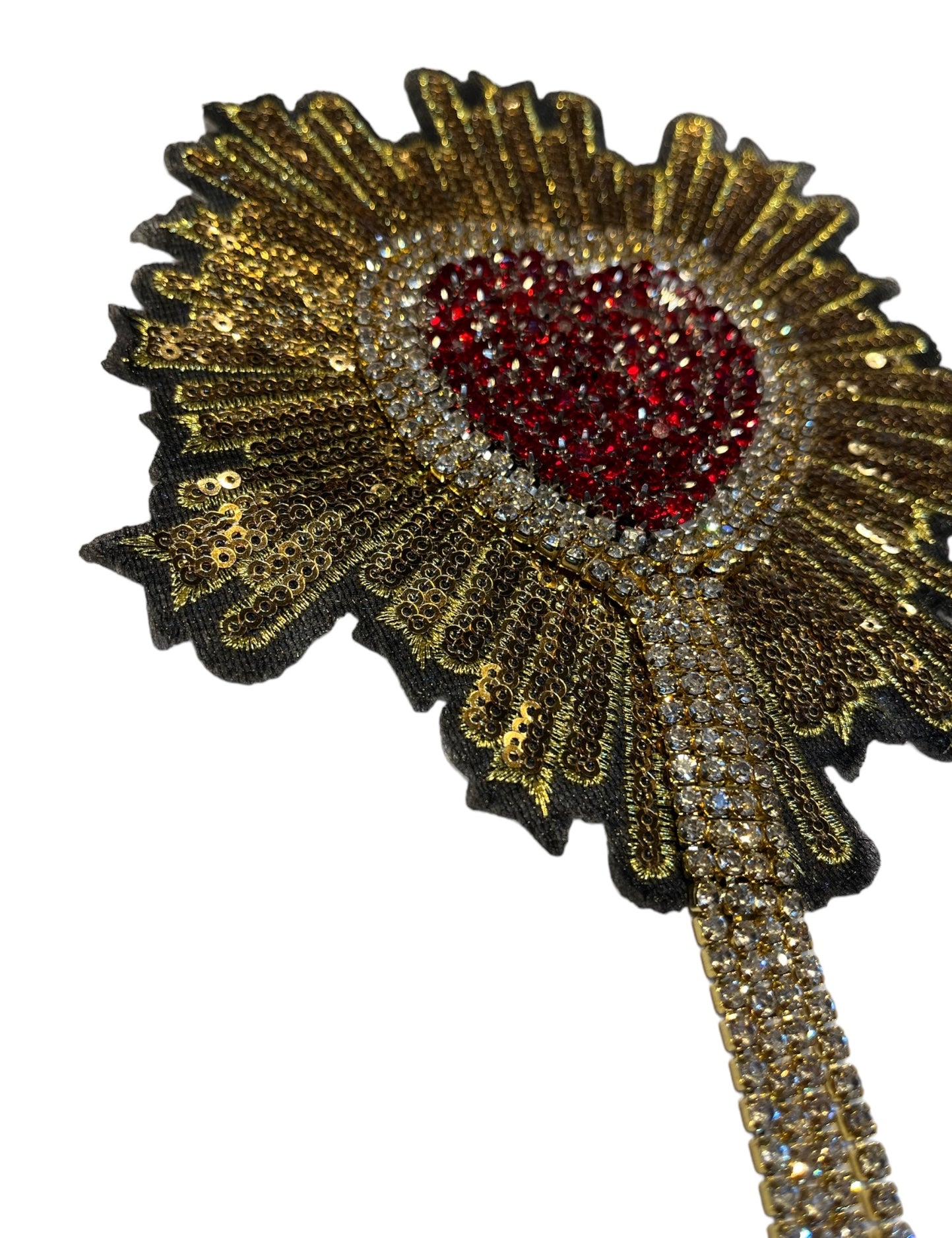 Parche corazón con lentejuelas y tiras strass cristal