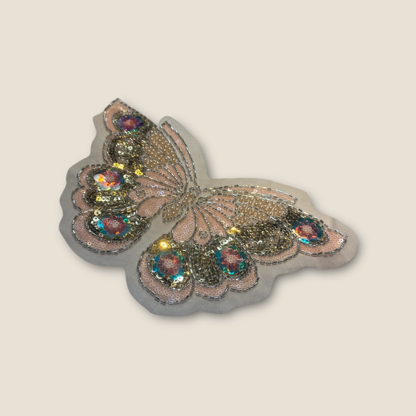 Parche bordado mariposa pedrería
