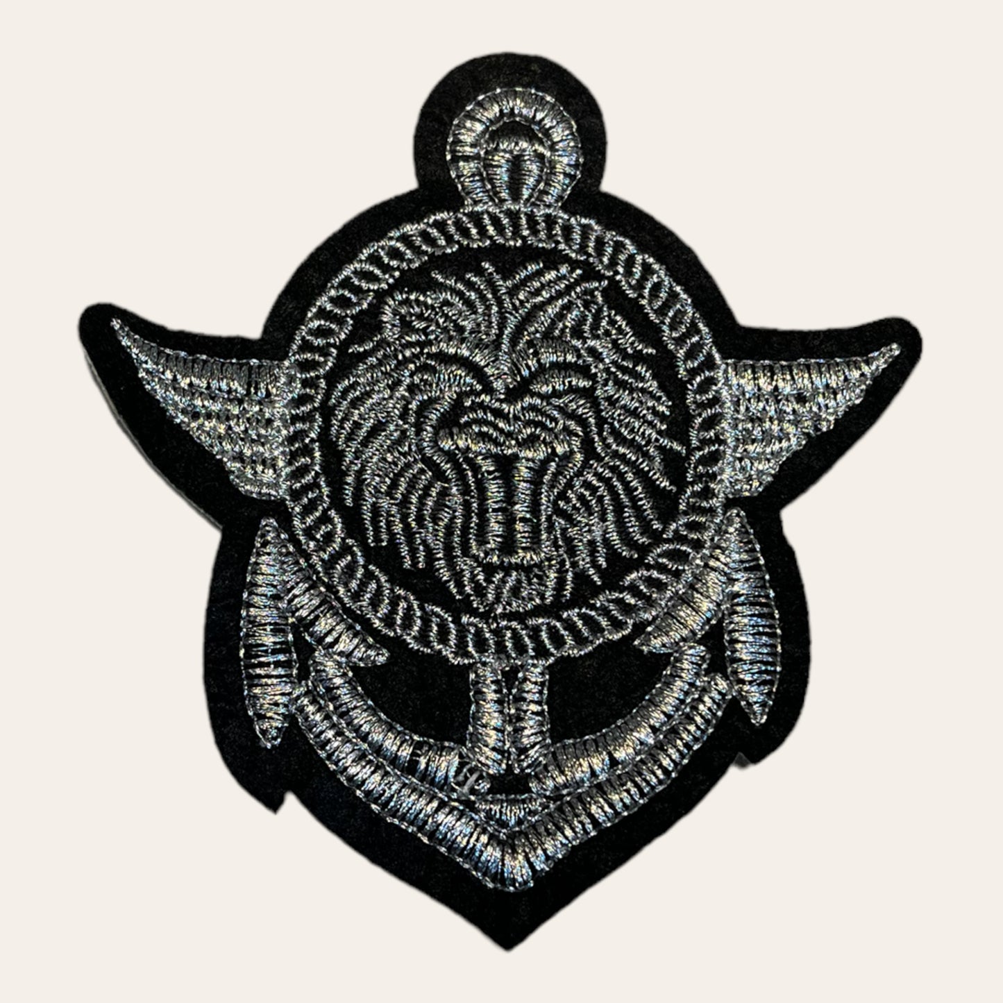 Insignia Bordada negro y plata
