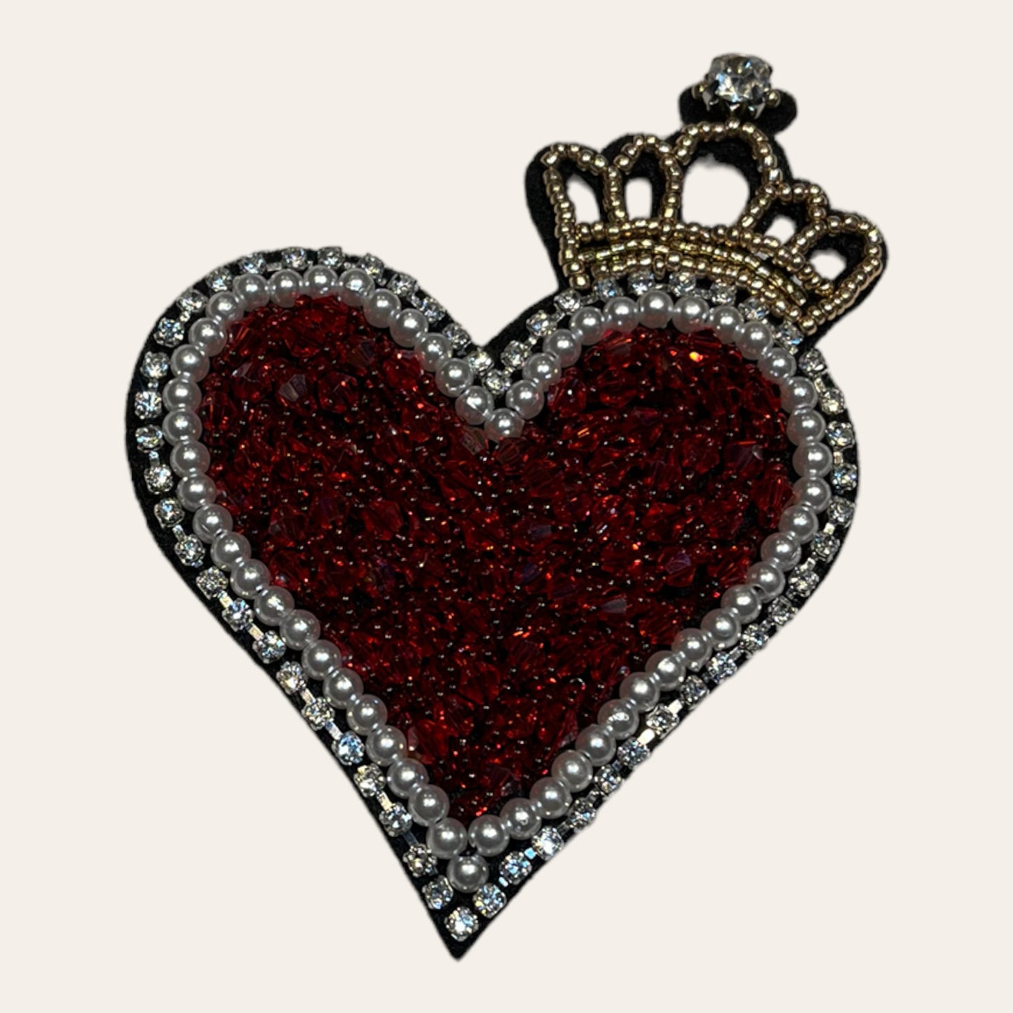 Parche corazón pedrería con corona