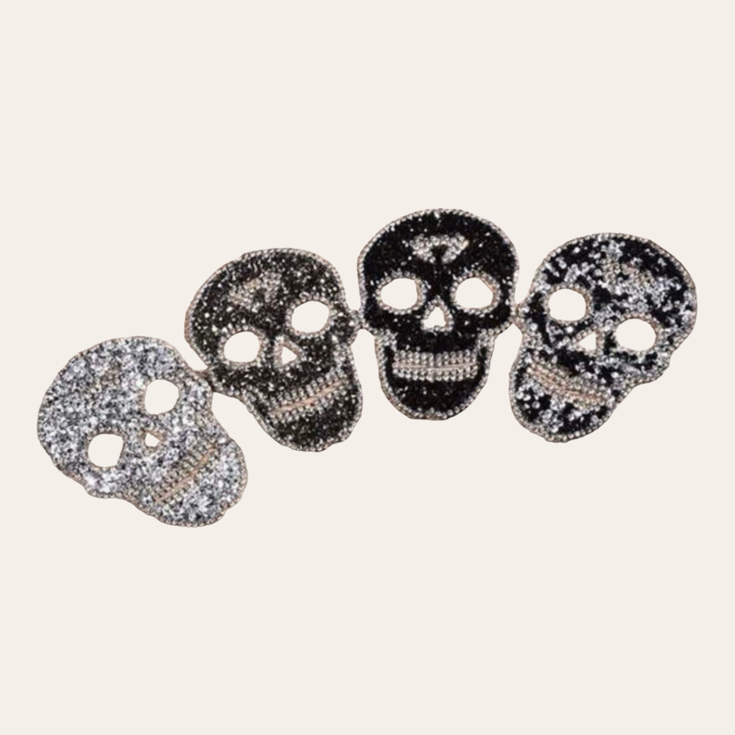 Parche termoadhesivo calavera strass