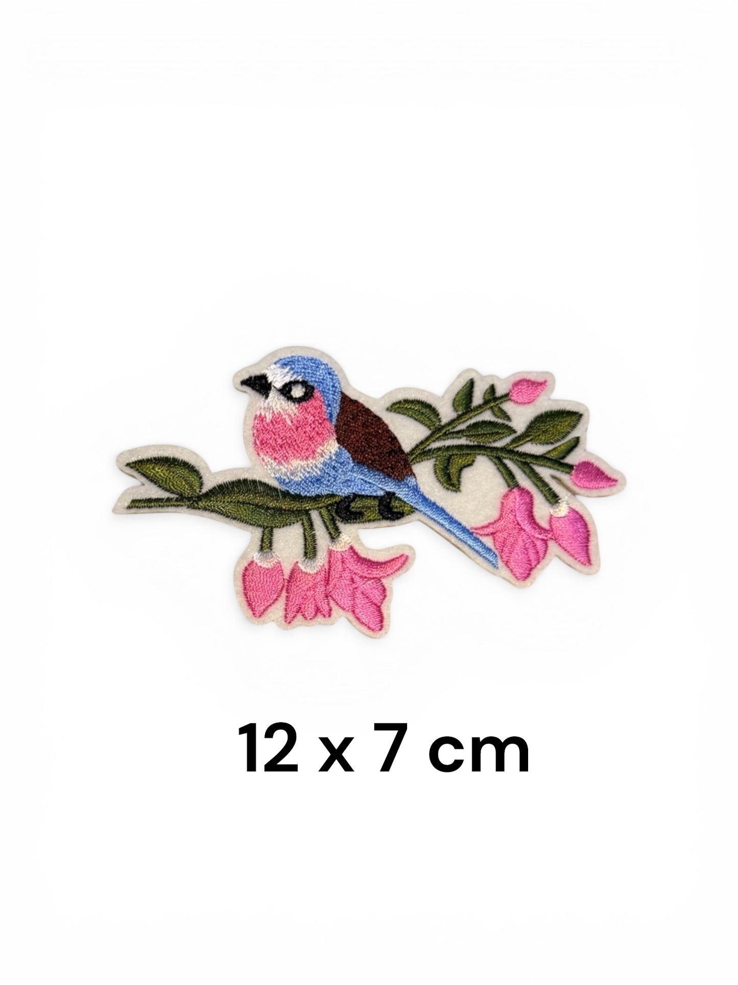 Parche bordado pajarito