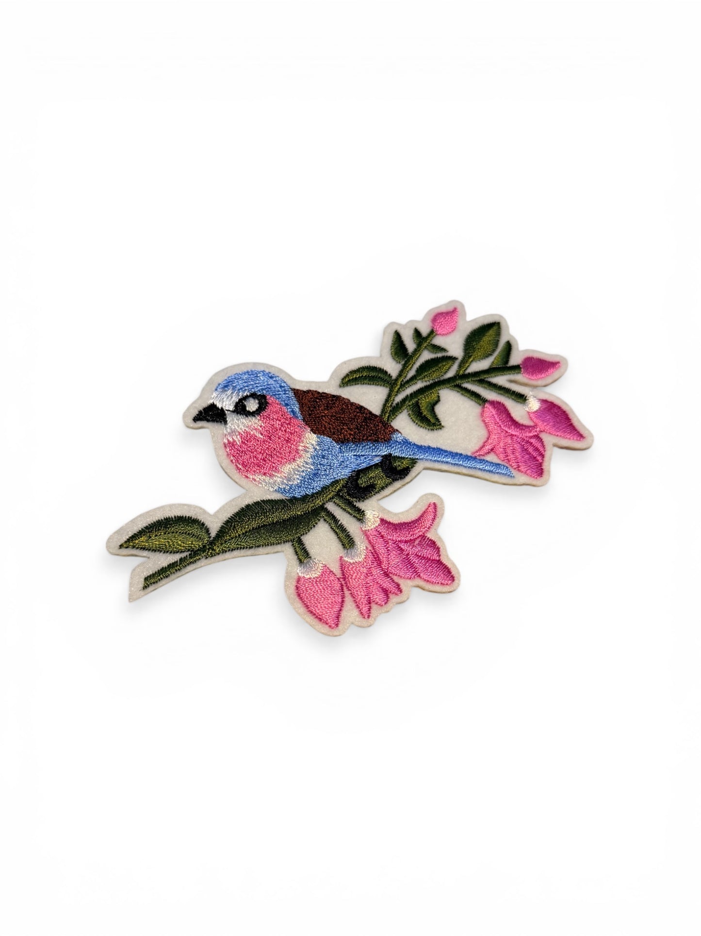 Parche bordado pajarito